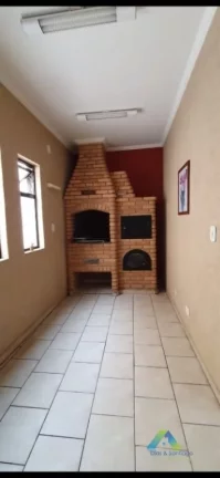 Imagem SANTO ANDRÉ Sobrado 264M², 2 dormitórios, 2 banheiros, 6 vagas com ótima localização e valor !!!