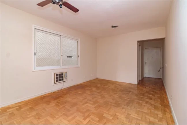 Imagem CHDDC 833 Apto 610221018-121 - Apartamento à venda no bairro Centro Histórico - Porto Alegre/RS