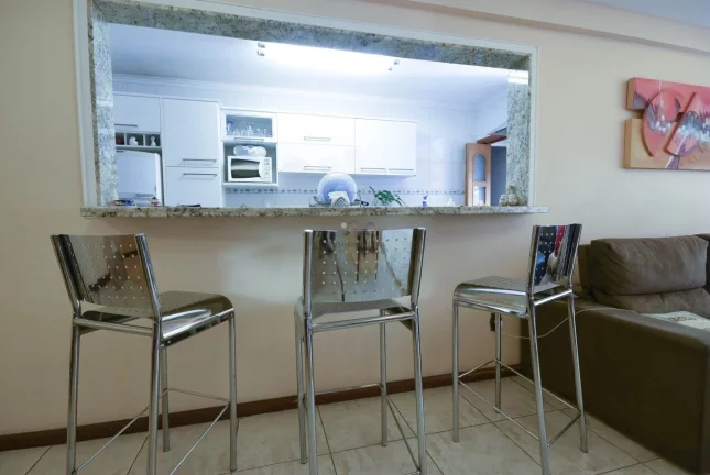 Imagem Apartamento reformado com 117M2 a venda no bairro Perdizes! Possui amplo living para dois ambientes,...