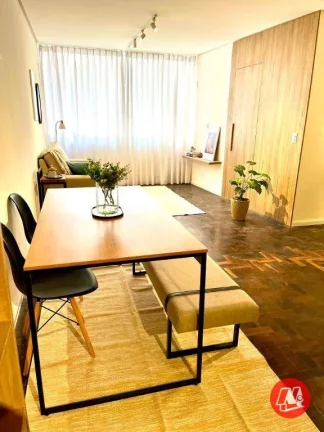Imagem Loftna rua dos Andradas com 47 m², reformado e mobiliado.