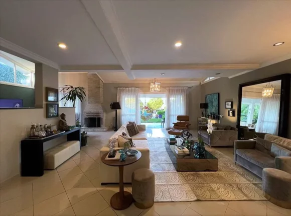 Imagem Casa à venda com 4 quartos, sendo 4 suítes, em Vila Santo Antônio, Cotia - SP
