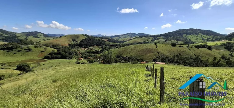 Imagem Oportunidade Única: Terreno Espetacular no Caminho da Fé, Paraisópolis!
