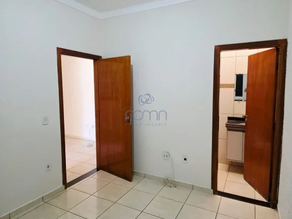 Imagem Jardim Caparroz - Casa com área gourmet e edícula