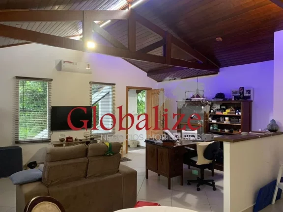 Imagem Casa de 5 suítes e 5 vagas de garagem no Morro da Nova Cintra em Santos por R$ 2.900.000,00