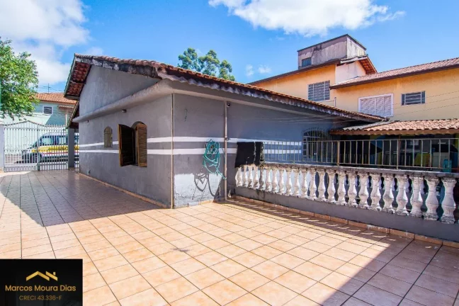 Imagem Casa no Jardim Esmeralda, 3 vagas de garagem, 4 quartos e Churrasqueira- região Rio Pequeno