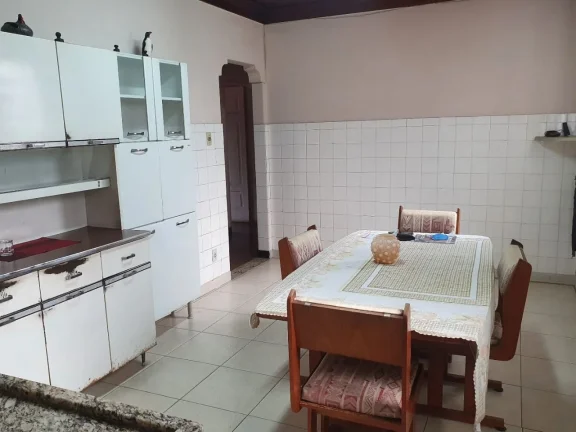 Imagem EXCELENTE EDIFÍCIO RESIDENCIAL/COMERCIAL EM GUARATINGUETÁ/SP