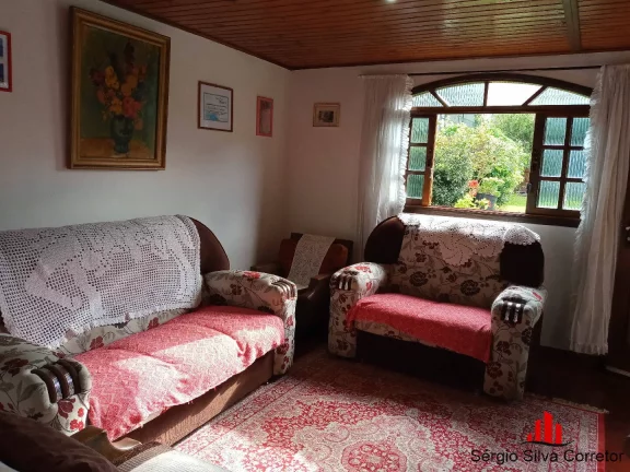 Imagem Casa Para Venda Com 03 Dormitórios, na Vila Britania em Campos do Jordão.