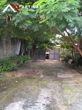 Imagem Galpão Comercial de Excelente Localização na Vila Bertioga: 2 Salas, 2 Banheiros, 6 Vagas - 250m² - São Paulo-SP
