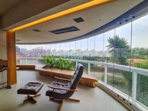 Imagem Apartamento com 237m² em Perdizes Totalmente reformado e pronto para morar em localização cobiça...