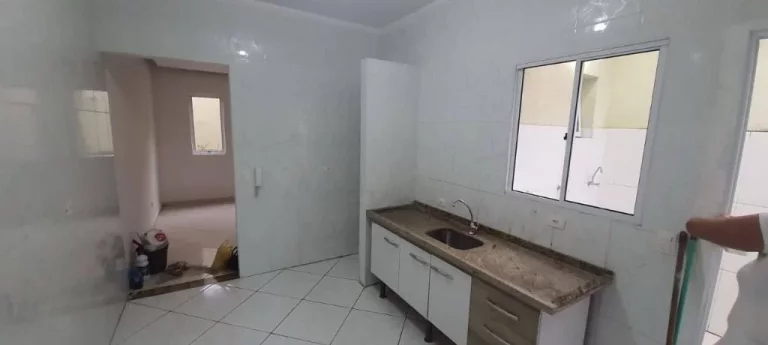 Imagem Sobrado com 2 dormitórios à venda, 71 m² por R$ 246.000,00 - Vila Figueira - Suzano/SP