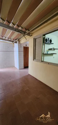 Imagem Casa com 3 dormitórios com duas suítes