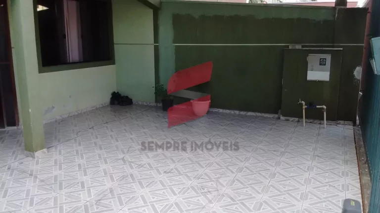 Imagem SOBRADO TRIPLEX com 4 dormitórios à venda com 300m² por R$ 600.000,00 no bairro Cidade Industrial - CURITIBA / PR
