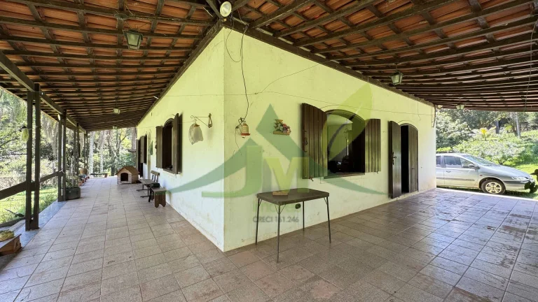 Imagem Oportunidade Única: Sítio Plano com Nascente e Lazer Completo em Bom Jesus