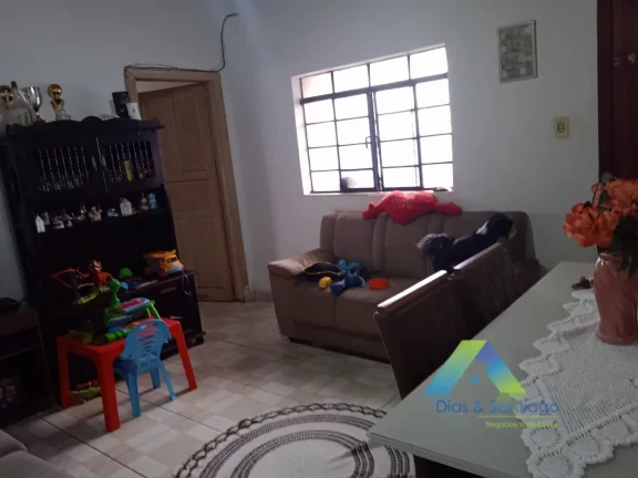 Imagem CASA TERREA À VENDA COM 2 DORMITÓRIOS E 3 VAGAS NA VILA DAS MERCES !!