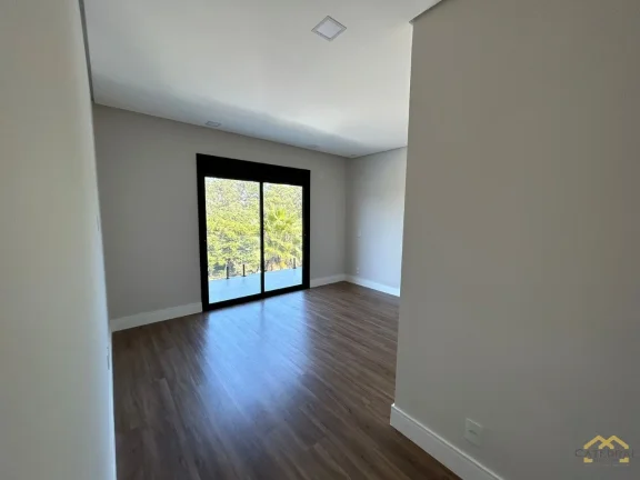 Imagem Casa em Condomínio com 03 suíte à Venda no Jardim Ermida - Jundiaí/SP