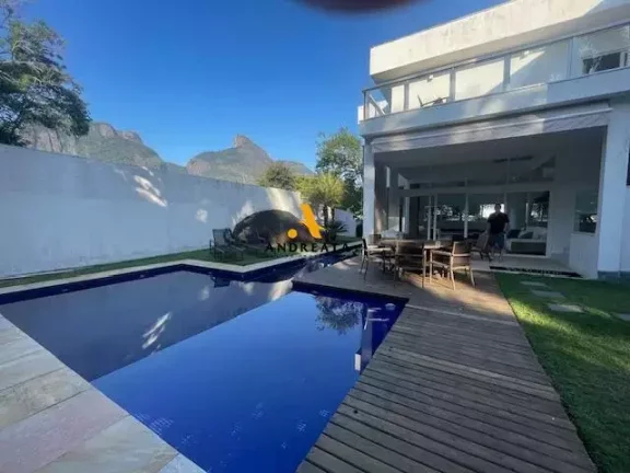 Imagem Rua Senador Júlio Leite - Reserva Itanhangá - Casa moderníssima com amplos cômodos, iluminação natural e linda vista para as montanhas da região.