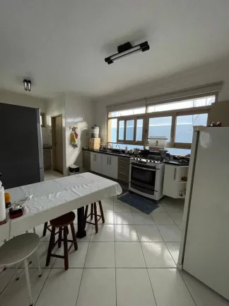 Imagem Casa Duplex no Salgado Filho: Espaço, Conforto e Luxo - Confira!