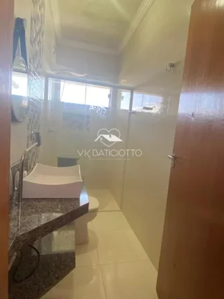 Imagem Sobrado para Venda em Maringá / PR no bairro Jardim Santa Rosa