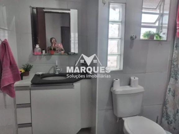 Imagem Duas Casas no Mesmo Terreno! Ideal para Morar e Investir