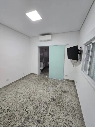 Imagem Casa Residencial para Locação - Reformada e Completa
