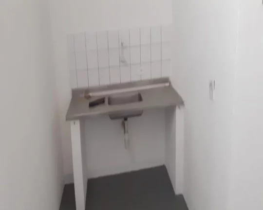 Imagem galpão com 120 m2 próximo a vários comercios FL26