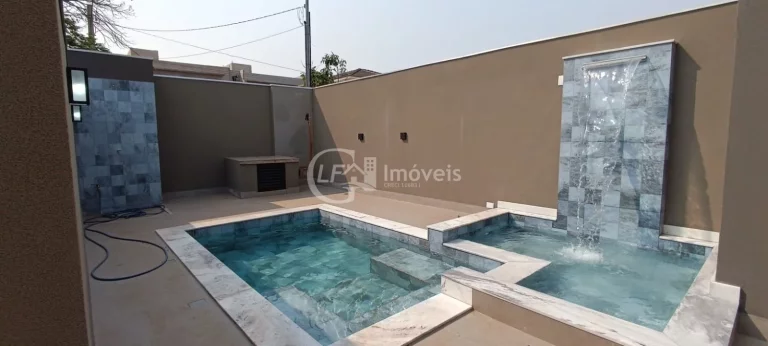 Imagem Venda de Casa de 3 quartos na Vila do Polonês em Campo Grande-MS: 230m², suite, 4 vagas