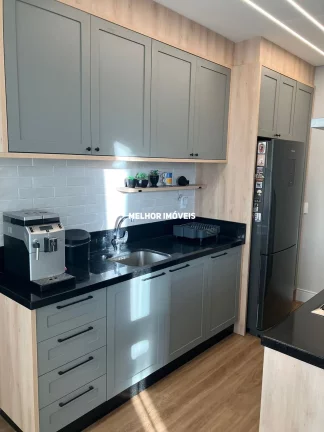 Imagem Apartamento Garden á venda com 3 dormitórios, 2 vagas de garagem e área externa com piscina localizado no centro de Balneário Camboriú