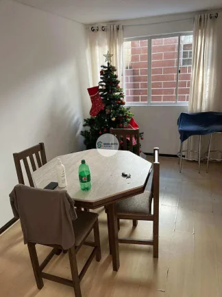 Imagem Sobrado à venda em Curitiba, Boqueirão, com 3 quartos, 90m2