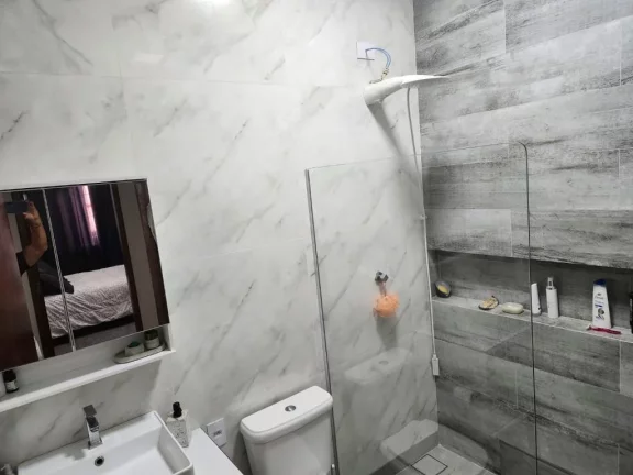 Imagem Casa com 3 dormitórios à venda, 220 m² por R$ 630.000,00 - Vila Suissa - Mogi das Cruzes/SP