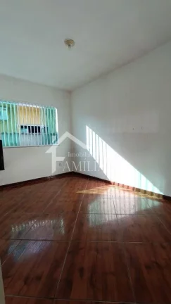 Imagem CASA DE LAJE COM EDÍCULA NO ITAUM