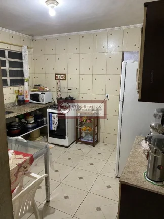 Imagem Vende Sobrado na Região do Sesc Interlagos, Sendo 3 Dormitorios, 2 Salas, 2 Banheiros, 1 Vaga de Garagem, Terraço com Churrasqueira, Imovel Bem Localizado, Proximo a Estação Grajau, Hospital Grajau, V