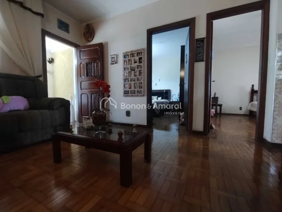 Imagem Casa à venda no Bairro Vila Nogueira, Campinas/SP, em localização tranquila e segura, a apenas um...
