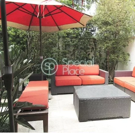 Imagem Casa impecável recém reformada em condomínio exclusivo ao lado da Chácara Flora. Sensação de e...