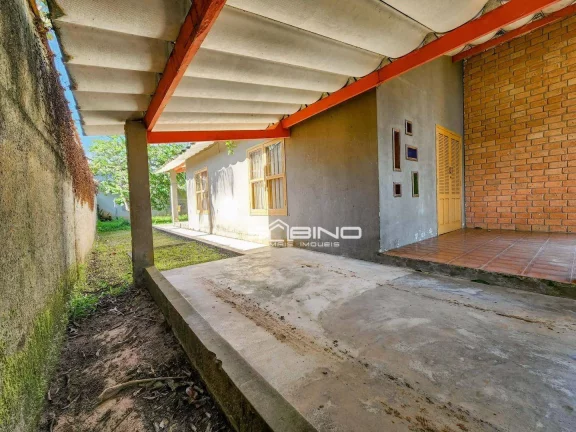 Imagem Casa à venda com 2 dormitórios 153 m² de Área Útil, 300 metros da praia, Jardim Indaiá - Bertioga SP