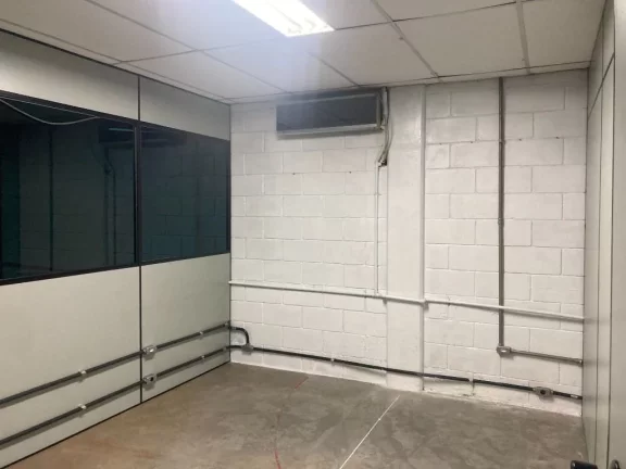 Imagem Salão para alugar, 300 m² por R$ 8.400,00/mês - Calmon Viana - Poá/SP