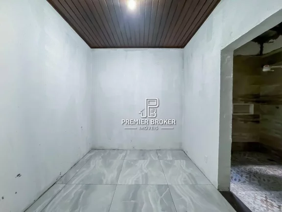 Imagem Casa com 5 dormitórios à venda, 350 m² por R$ 1.350.000,00 - Córrego das Pedras - Teresópolis/RJ