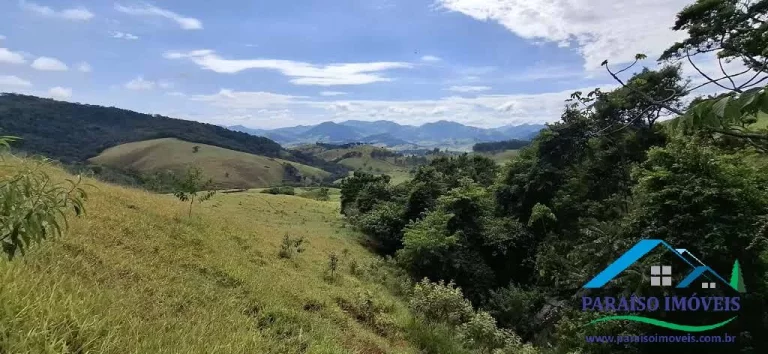 Imagem Seu Refúgio nas Nuvens: Terreno Exclusivo na Serra da Mantiqueira!