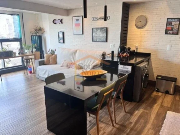 Imagem Apartamento 2 dormitórios totalmente modificado por arquiteto, sendo 1 suíte, sala para 2 ambiente...