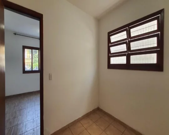 Imagem Sobrado à venda no Butantã com 3 dormitórios, quintal e 2 vagas de garagem.