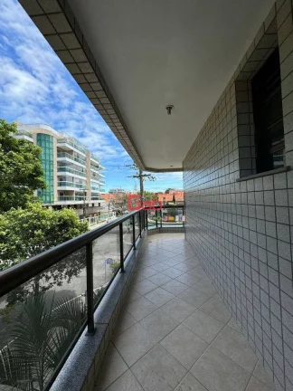 Imagem Apartamento com 2 dormitórios à venda, 100 m² por R$ 480.000,00 - Braga - Cabo Frio/RJ