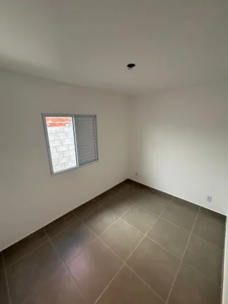 Imagem Casa 2 Dormitórios na Região do Alto da Boa Vista- Sorocaba/SP
