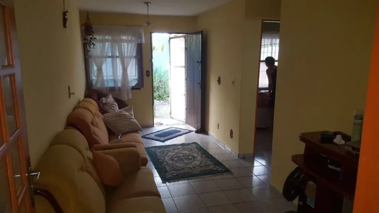 Imagem Casa com 3 dormitórios à venda, 144 m² por R$ 250.000,00 - Santa Cruz - Itanhaém/SP