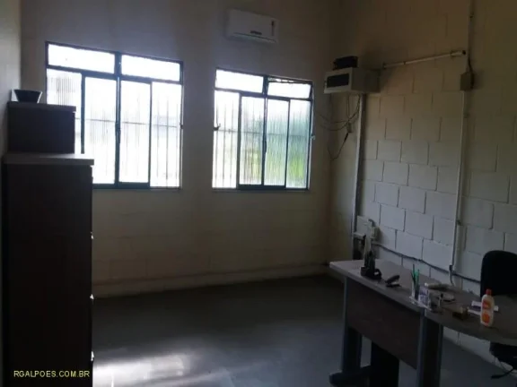 Imagem Galpão para Venda em QUEIMADOS, Distrito Industrial, 5 banheiros, 10 vagas