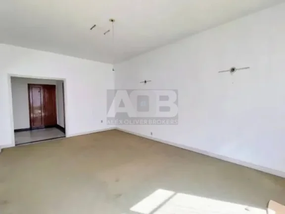 Imagem Apartamento à venda em Copacabana, 233m2, 4 quartos, 1 Vaga, na Bolívar.