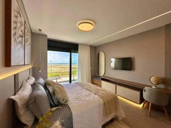 Imagem Casa em Condominio 5 Dormitórios - Bairro Capão Novo