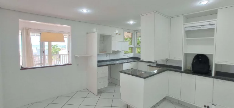 Imagem Casa com 5 dormitórios (4 suítes todas com banheira) à venda, 438 m² - Lagoa da Conceição - Florianópolis/SC