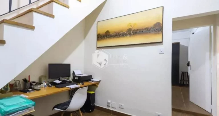 Imagem Sobrado à venda,com 138m², terraço, 2 dorm. (1 suite), Sala 2 ambientes, Gesso com Spots, piso de madeira, ardosia externo - Chora Menino, São Paulo