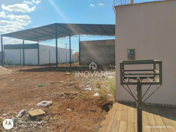 Imagem Galpão para alugar, 200 m² por R$ 3.000,00/mês - Residencial Sonho Verde - Itumbiara/GO