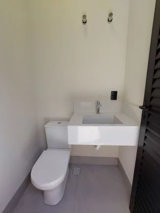 Imagem CASA DE ESQUINA - EXCELENTE ACABAMENTO - CONDOMÍNIO JARDIM DOS LÍRIOS - PAULÍNIA