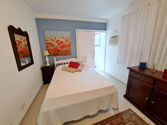 Imagem APARTAMENTO AMPLO TOTALMENTE REFORMADO COM 5 SUÍTES COM VISTA PARA O MAR